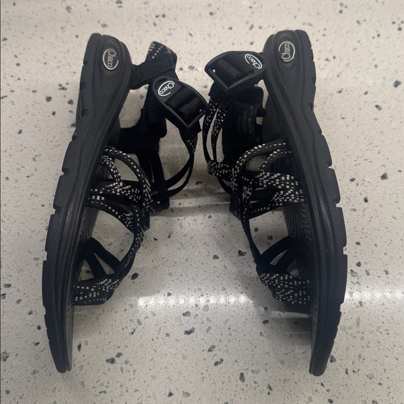 Chaco Black & White Textile Strappy Sandals Women’s Casual Outdoors Size 7 EUC - Picture 5 of 12